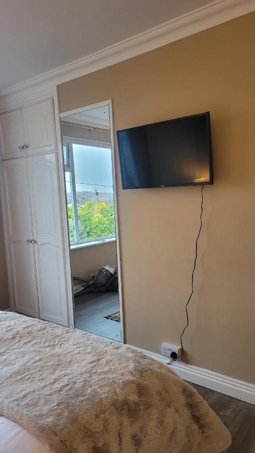 Salmon Island View Apartment Dromineer Екстериор снимка