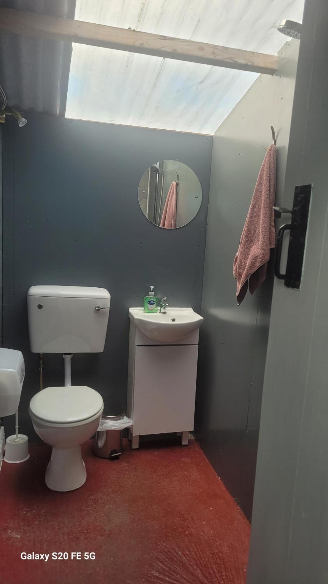 Salmon Island View Apartment Dromineer Екстериор снимка